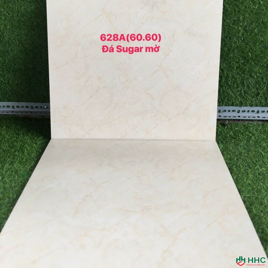 Đá mờ 60x60 vân vàng k132628 amy